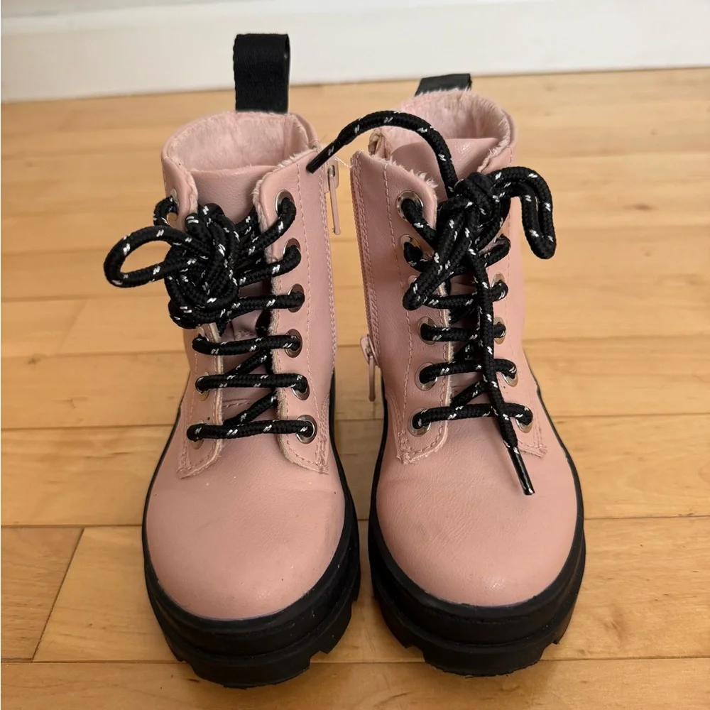 Stylish Pink Lace-Up Boots - Picture 2 of 9